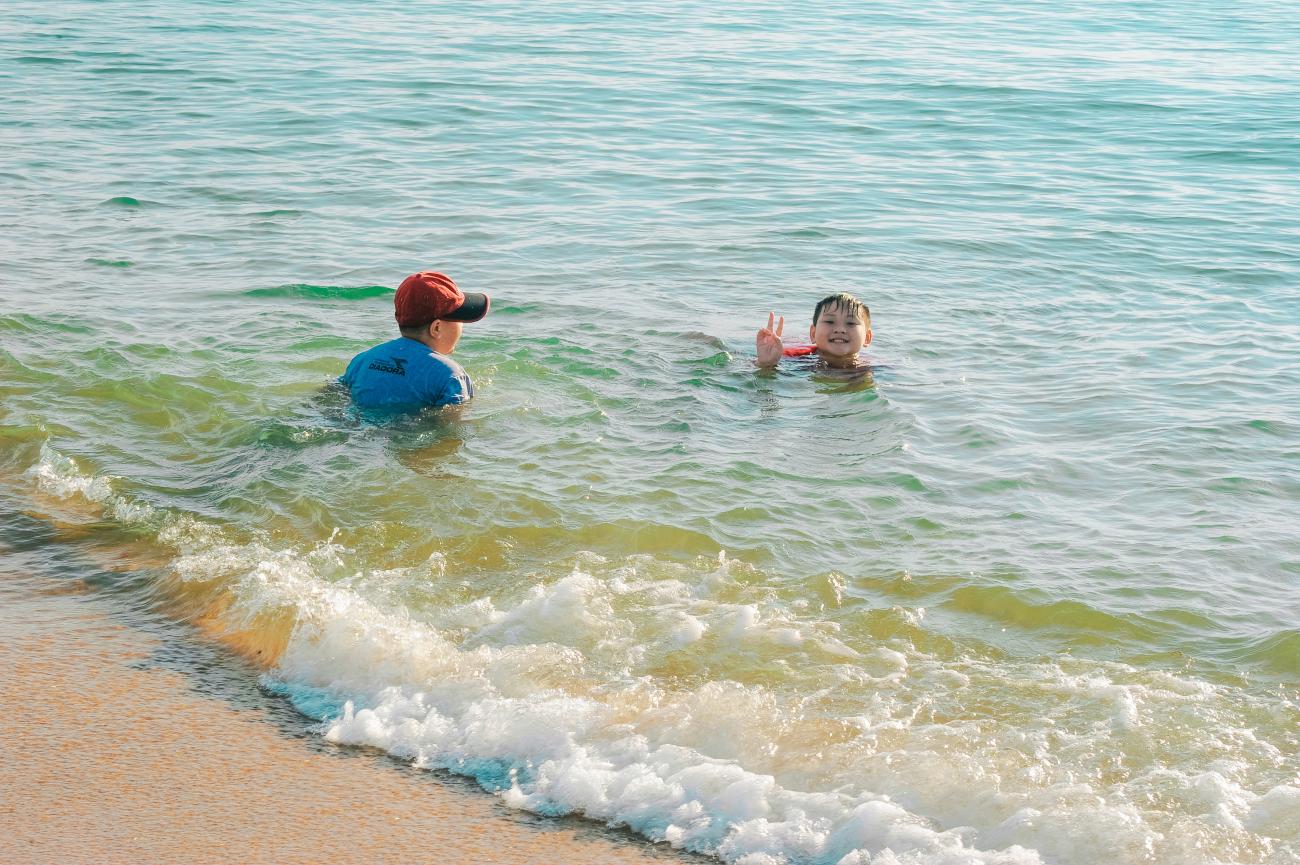 Kids Swimming