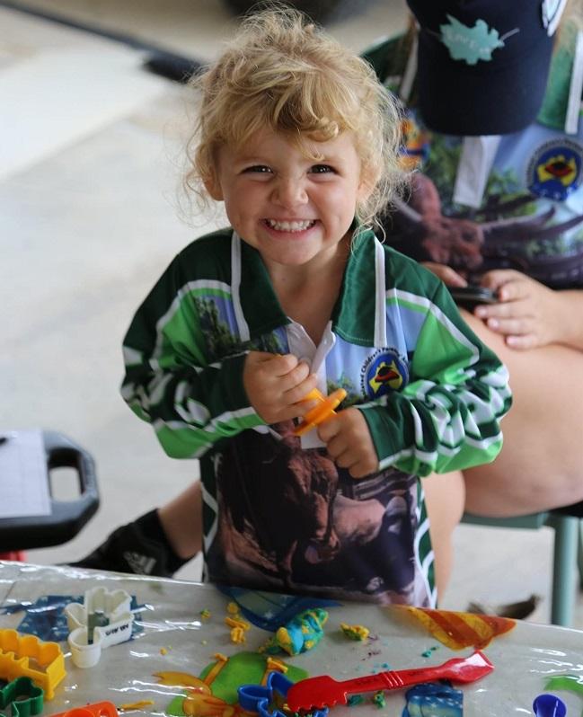 little girl at playdoh