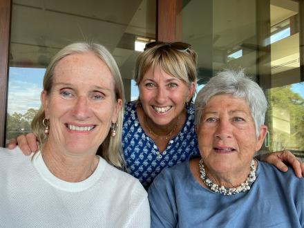 jane with friends
